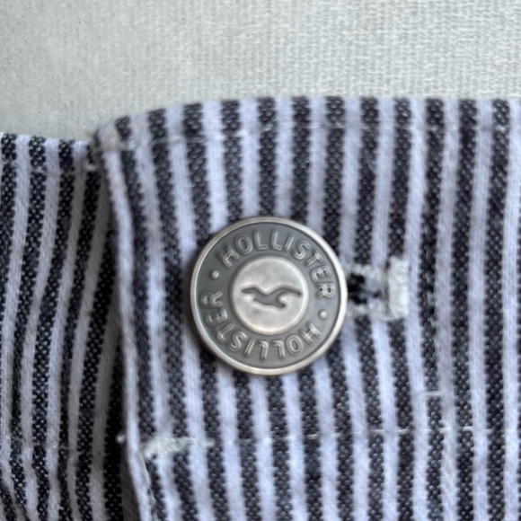 •Hollister• Railroad Striped Mini Skirt - Size Medium - Picture 3 of 7